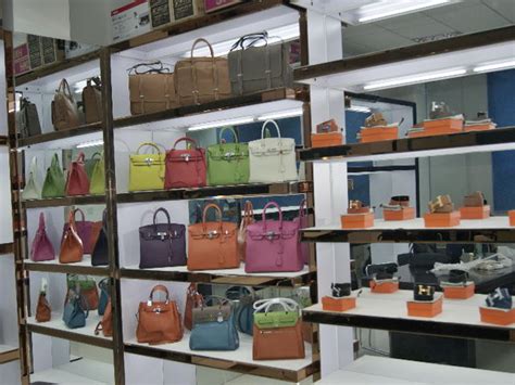 where to buy fake bags in guangzhou|guangzhou leather shops.